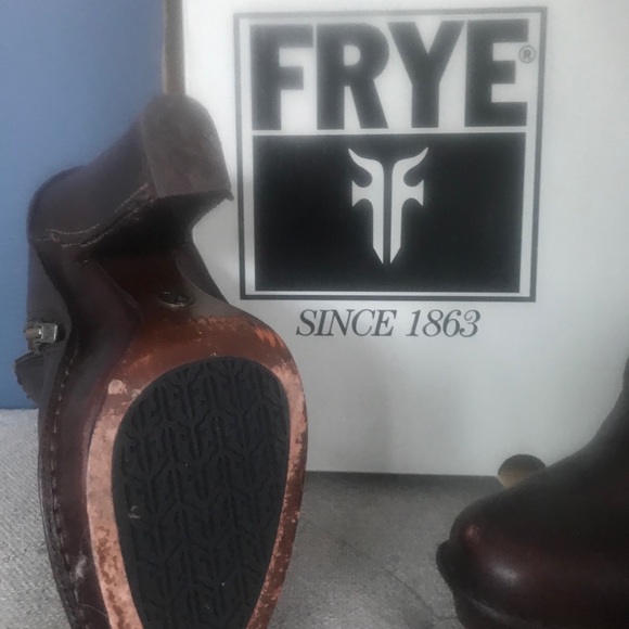 Frye women’s Victoria brown leather boots size 7 - Picture 5 of 7